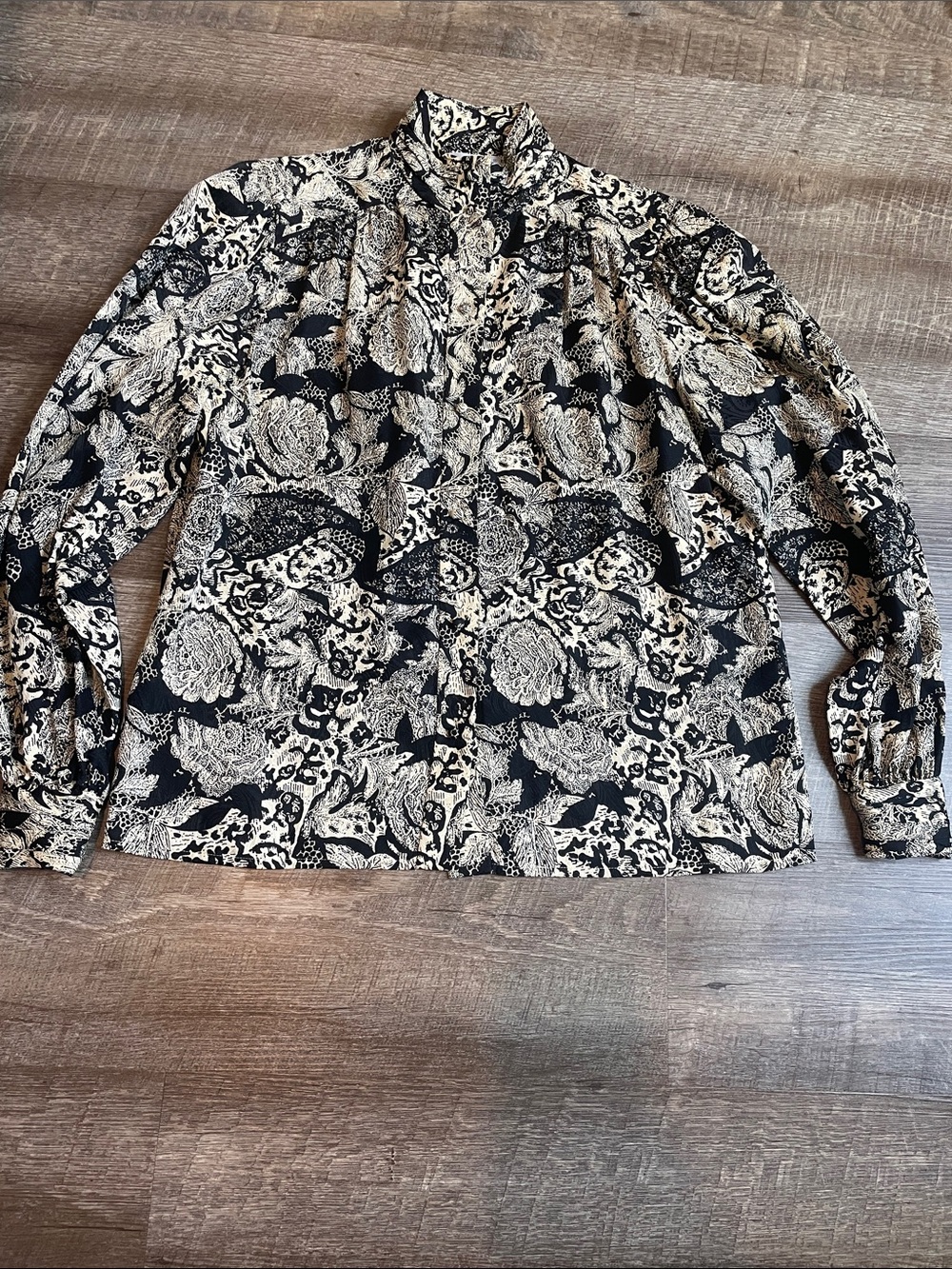 Adriana Papell Silk Top Women’s Size 4